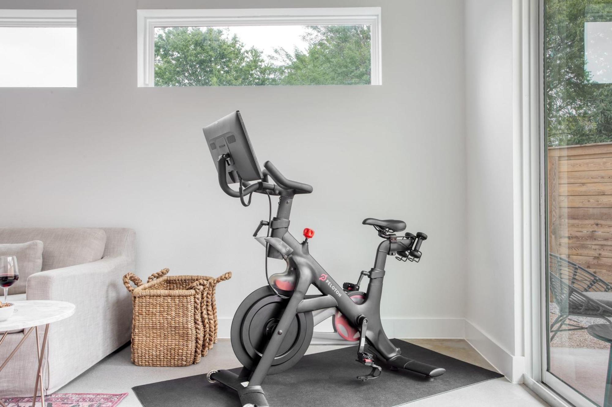 Melody By Avantstay Peloton Included Sleek Home Austin Exterior photo