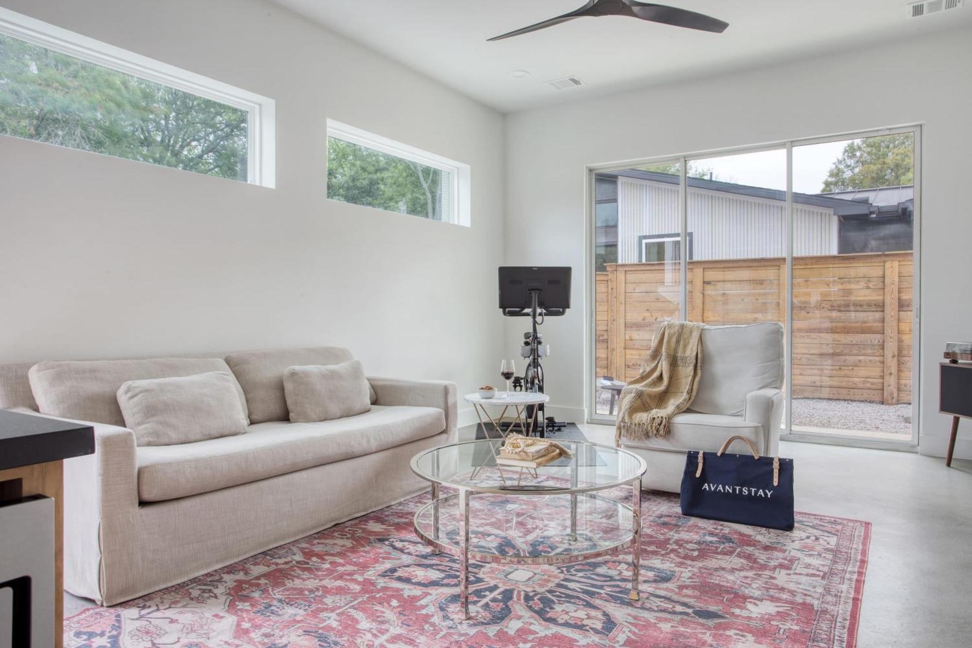 Melody By Avantstay Peloton Included Sleek Home Austin Exterior photo